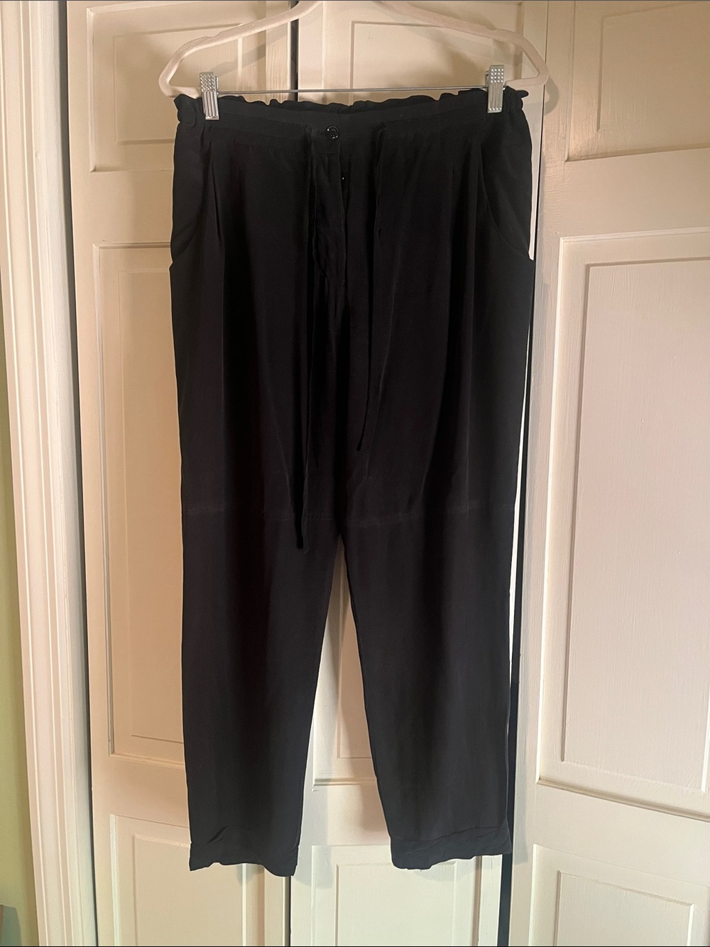 Equipment Black Straight-Leg Drawstring Pants & Top Silk Set